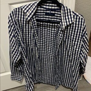 Button up shirt checkered